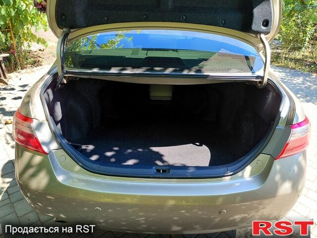 Бежевый Тойота Камри, объемом двигателя 3.5 л и пробегом 146 тыс. км за 8500 $, фото 11 на Automoto.ua