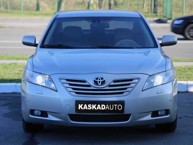 Бежевый Тойота Камри, объемом двигателя 3.5 л и пробегом 170 тыс. км за 7999 $, фото 1 на Automoto.ua