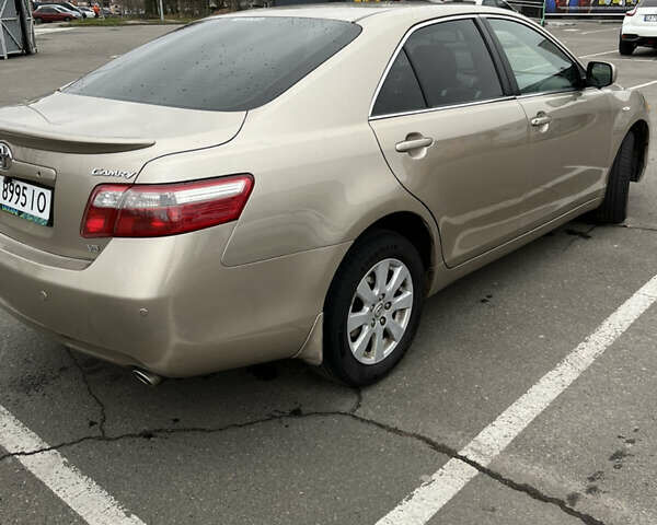 Бежевий Тойота Камрі, об'ємом двигуна 3.46 л та пробігом 224 тис. км за 8800 $, фото 3 на Automoto.ua