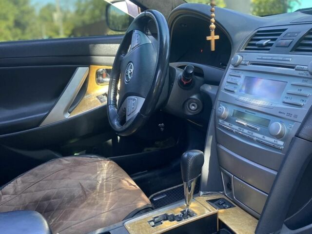 Бежевый Тойота Камри, объемом двигателя 2.4 л и пробегом 205 тыс. км за 7400 $, фото 4 на Automoto.ua