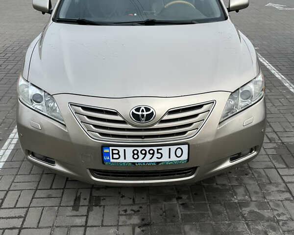 Бежевий Тойота Камрі, об'ємом двигуна 3.46 л та пробігом 224 тис. км за 8800 $, фото 1 на Automoto.ua