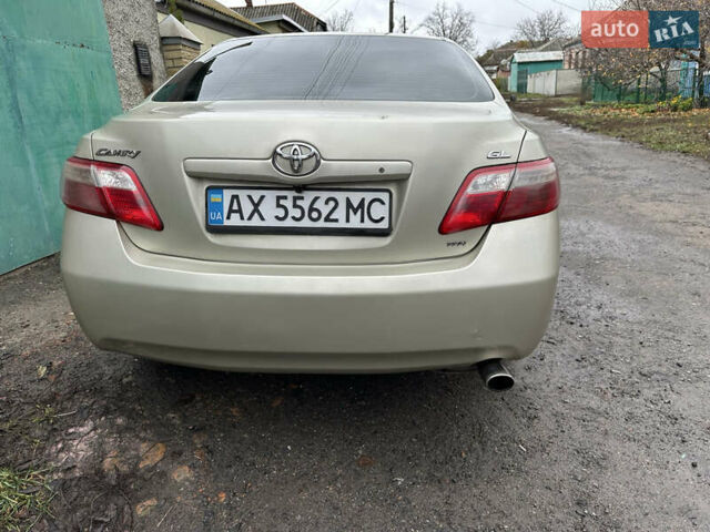 Бежевий Тойота Камрі, об'ємом двигуна 2.4 л та пробігом 230 тис. км за 7700 $, фото 8 на Automoto.ua
