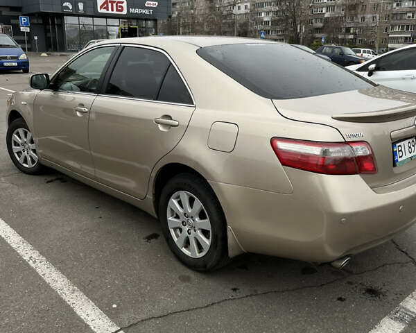 Бежевий Тойота Камрі, об'ємом двигуна 3.46 л та пробігом 224 тис. км за 8800 $, фото 4 на Automoto.ua