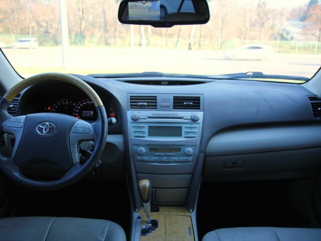 Бежевый Тойота Камри, объемом двигателя 3.5 л и пробегом 170 тыс. км за 7999 $, фото 10 на Automoto.ua