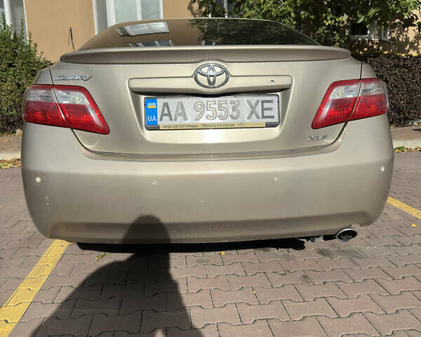 Бежевий Тойота Камрі, об'ємом двигуна 2.4 л та пробігом 232 тис. км за 8199 $, фото 10 на Automoto.ua