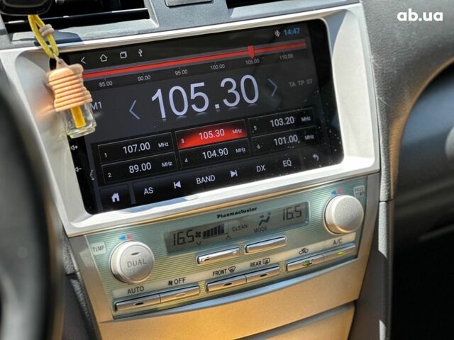 Бежевий Тойота Камрі, об'ємом двигуна 2.4 л та пробігом 325 тис. км за 9890 $, фото 24 на Automoto.ua