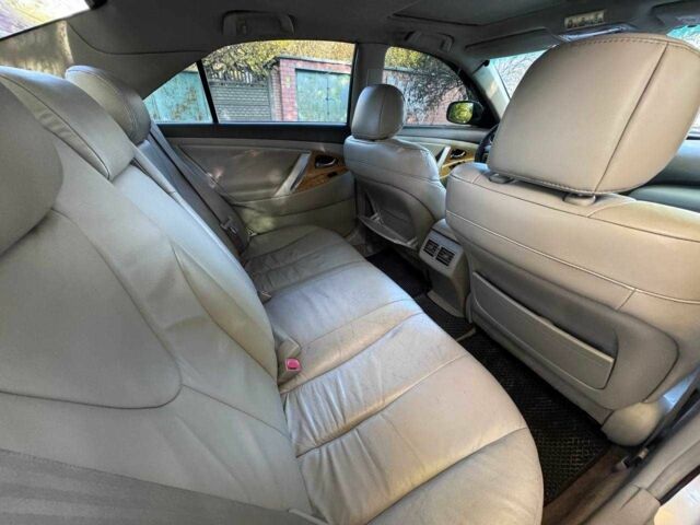 Бежевий Тойота Камрі, об'ємом двигуна 3.5 л та пробігом 289 тис. км за 6200 $, фото 10 на Automoto.ua