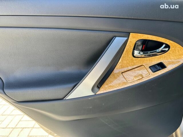 Бежевий Тойота Камрі, об'ємом двигуна 2.4 л та пробігом 325 тис. км за 9890 $, фото 14 на Automoto.ua
