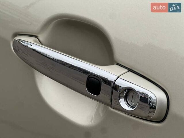 Бежевый Тойота Камри, объемом двигателя 3.5 л и пробегом 175 тыс. км за 7800 $, фото 25 на Automoto.ua