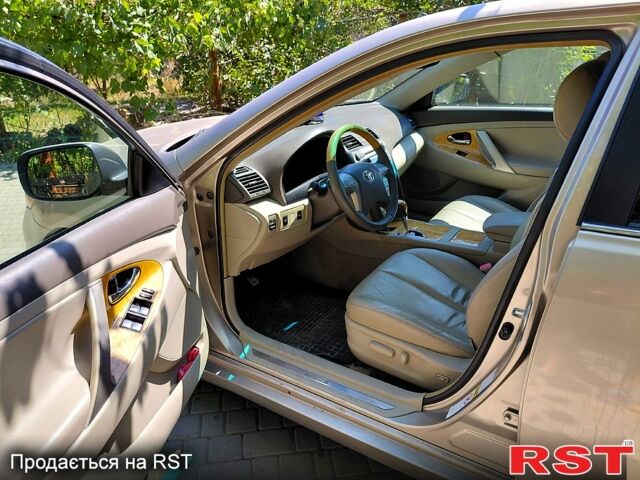 Бежевый Тойота Камри, объемом двигателя 3.5 л и пробегом 146 тыс. км за 8500 $, фото 7 на Automoto.ua