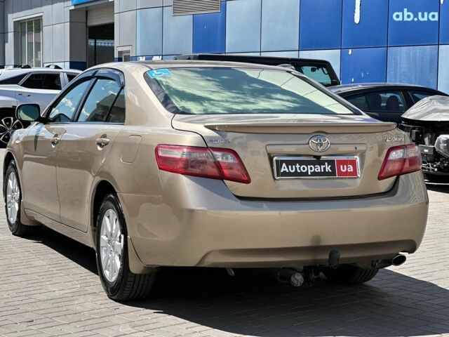 Бежевий Тойота Камрі, об'ємом двигуна 2.4 л та пробігом 325 тис. км за 9890 $, фото 8 на Automoto.ua
