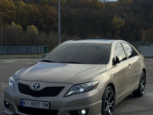 Тойота Камри 2007 в Обухове на Automoto.ua Бежевый Тойота Камри, объемом двигателя 2.4 л и пробегом 172 тыс. км за 9800 $, фото 1 на Automoto.ua