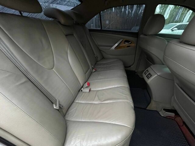Тойота Камри 2008 в Кривом Роге на Automoto.ua Бежевый Тойота Камри, объемом двигателя 2.4 л и пробегом 193 тыс. км за 8999 $, фото 17 на Automoto.ua