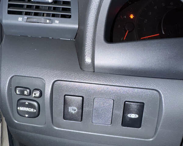 Бежевый Тойота Камри, объемом двигателя 2.4 л и пробегом 90 тыс. км за 11500 $, фото 19 на Automoto.ua