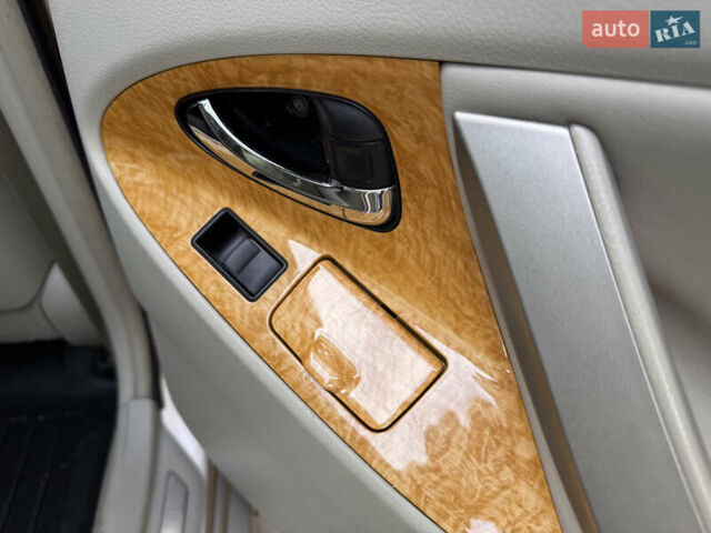 Бежевый Тойота Камри, объемом двигателя 3.5 л и пробегом 156 тыс. км за 9500 $, фото 39 на Automoto.ua