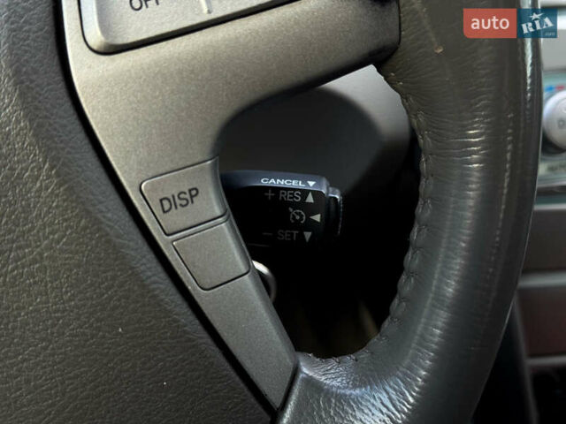 Бежевий Тойота Камрі, об'ємом двигуна 2.4 л та пробігом 305 тис. км за 7500 $, фото 23 на Automoto.ua