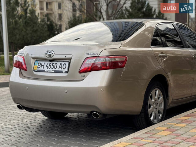 Бежевый Тойота Камри, объемом двигателя 3.5 л и пробегом 156 тыс. км за 9500 $, фото 13 на Automoto.ua