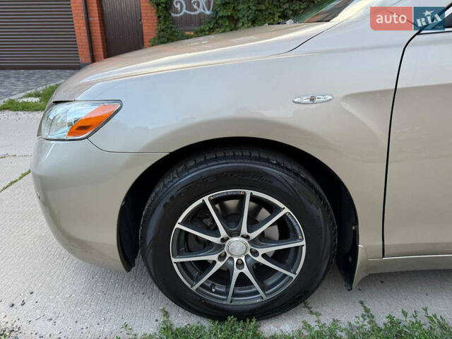 Тойота Камри 2008 в Харькове на Automoto.ua Бежевый Тойота Камри, объемом двигателя 2.4 л и пробегом 73 тыс. км за 10000 $, фото 70 на Automoto.ua