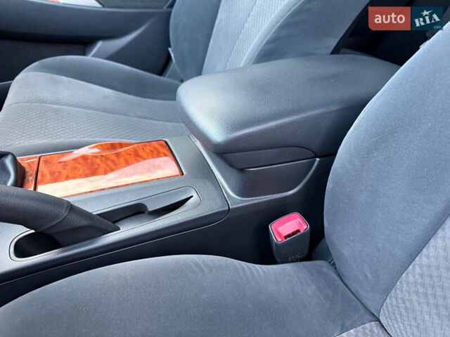 Тойота Камри 2008 в Харькове на Automoto.ua Бежевый Тойота Камри, объемом двигателя 2.4 л и пробегом 73 тыс. км за 10000 $, фото 78 на Automoto.ua