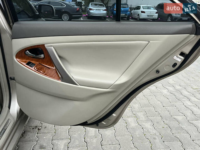 Бежевий Тойота Камрі, об'ємом двигуна 3.5 л та пробігом 170 тис. км за 9900 $, фото 52 на Automoto.ua