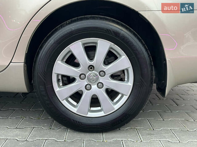 Бежевий Тойота Камрі, об'ємом двигуна 3.5 л та пробігом 170 тис. км за 9900 $, фото 21 на Automoto.ua