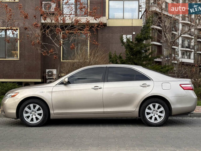 Бежевый Тойота Камри, объемом двигателя 3.5 л и пробегом 156 тыс. км за 9500 $, фото 46 на Automoto.ua