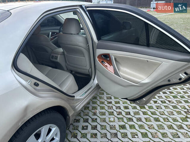 Бежевый Тойота Камри, объемом двигателя 2.4 л и пробегом 117 тыс. км за 7499 $, фото 23 на Automoto.ua