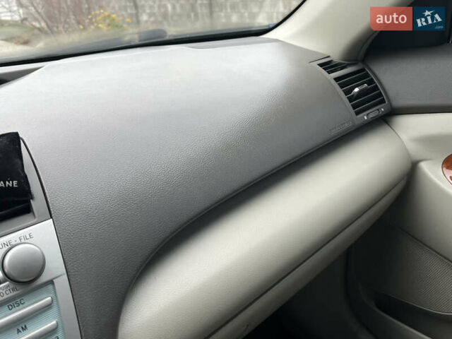 Бежевий Тойота Камрі, об'ємом двигуна 3.5 л та пробігом 170 тис. км за 8999 $, фото 20 на Automoto.ua