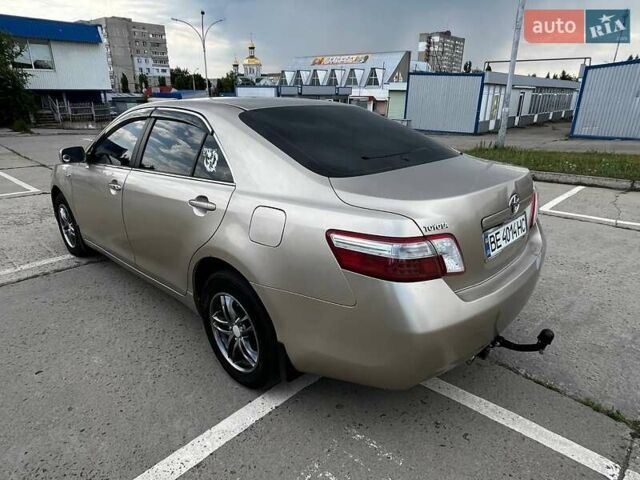 Бежевий Тойота Камрі, об'ємом двигуна 2.4 л та пробігом 300 тис. км за 8200 $, фото 3 на Automoto.ua