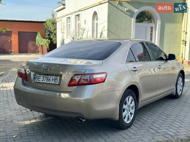 Бежевий Тойота Камрі, об'ємом двигуна 2.36 л та пробігом 149 тис. км за 9000 $, фото 2 на Automoto.ua