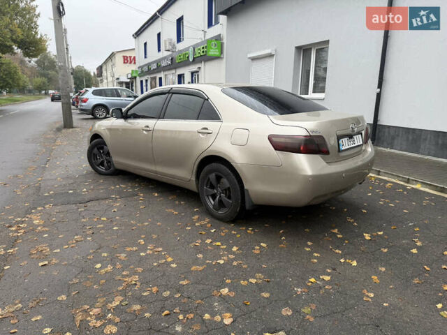 Бежевий Тойота Камрі, об'ємом двигуна 2.36 л та пробігом 320 тис. км за 6700 $, фото 10 на Automoto.ua