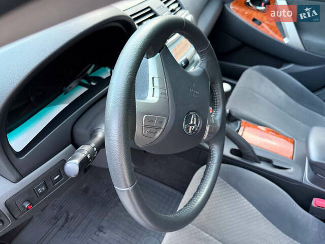 Тойота Камри 2008 в Харькове на Automoto.ua Бежевый Тойота Камри, объемом двигателя 2.4 л и пробегом 73 тыс. км за 10000 $, фото 80 на Automoto.ua