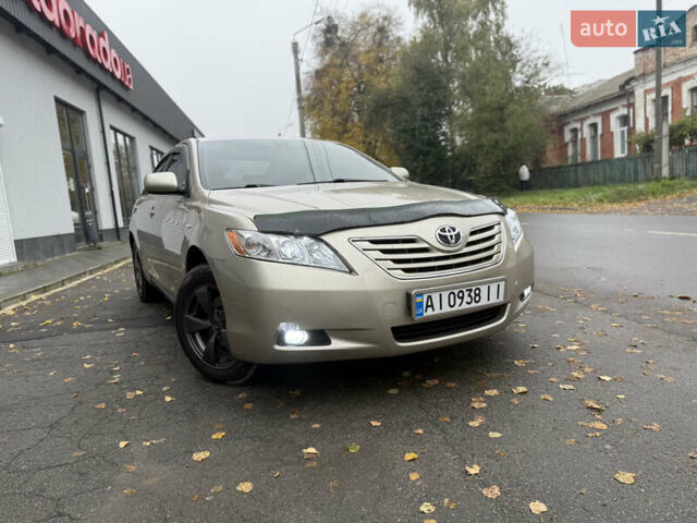 Бежевий Тойота Камрі, об'ємом двигуна 2.36 л та пробігом 320 тис. км за 6700 $, фото 3 на Automoto.ua