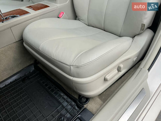 Бежевий Тойота Камрі, об'ємом двигуна 3.5 л та пробігом 170 тис. км за 9900 $, фото 42 на Automoto.ua