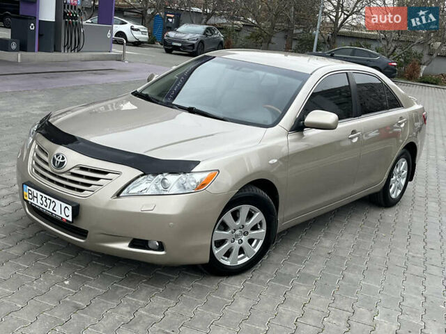 Бежевий Тойота Камрі, об'ємом двигуна 3.5 л та пробігом 170 тис. км за 9900 $, фото 3 на Automoto.ua