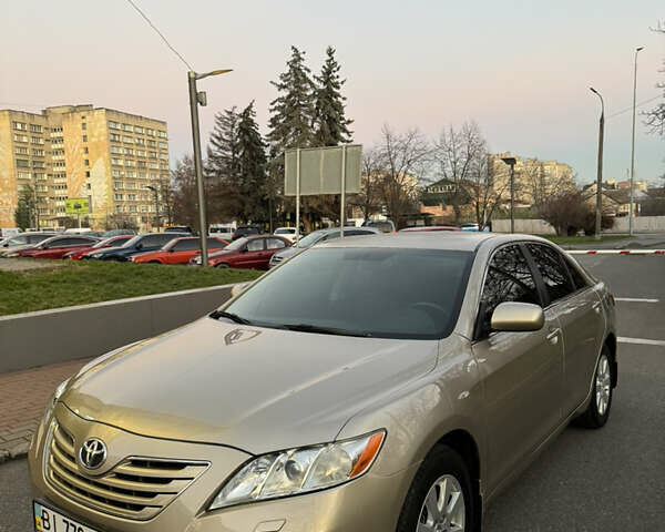 Бежевый Тойота Камри, объемом двигателя 2.4 л и пробегом 90 тыс. км за 11500 $, фото 2 на Automoto.ua