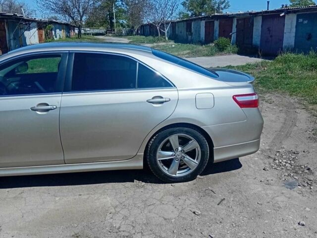 Бежевый Тойота Камри, объемом двигателя 3.5 л и пробегом 286 тыс. км за 9000 $, фото 8 на Automoto.ua