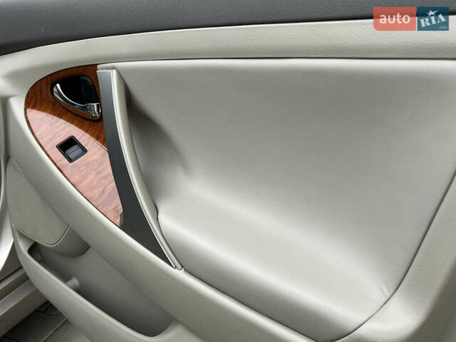 Бежевий Тойота Камрі, об'ємом двигуна 3.5 л та пробігом 170 тис. км за 8999 $, фото 46 на Automoto.ua