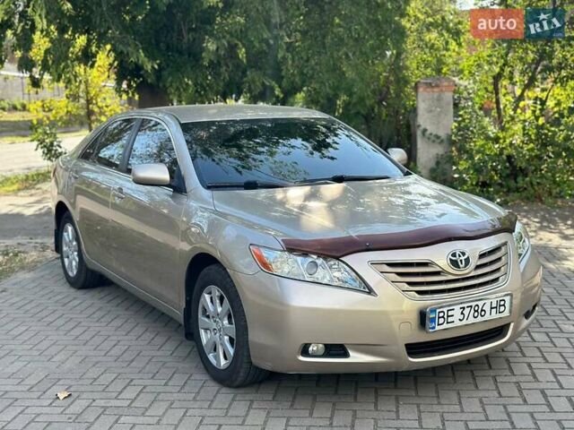 Бежевий Тойота Камрі, об'ємом двигуна 2.36 л та пробігом 149 тис. км за 9000 $, фото 1 на Automoto.ua
