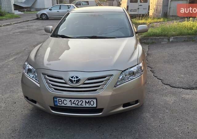 Бежевий Тойота Камрі, об'ємом двигуна 3.5 л та пробігом 284 тис. км за 9300 $, фото 11 на Automoto.ua