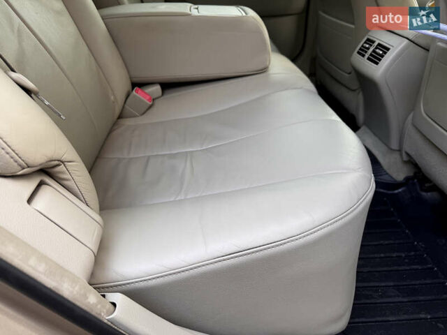 Бежевый Тойота Камри, объемом двигателя 3.5 л и пробегом 156 тыс. км за 9500 $, фото 37 на Automoto.ua