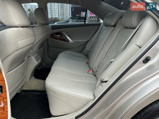 Бежевий Тойота Камрі, об'ємом двигуна 3.5 л та пробігом 170 тис. км за 9900 $, фото 54 на Automoto.ua