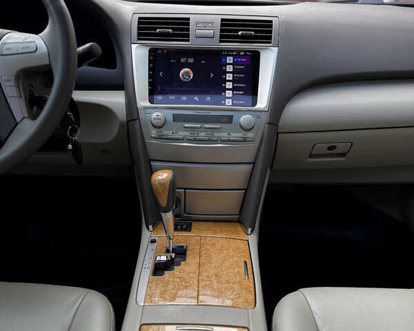 Бежевый Тойота Камри, объемом двигателя 3.5 л и пробегом 156 тыс. км за 9500 $, фото 41 на Automoto.ua