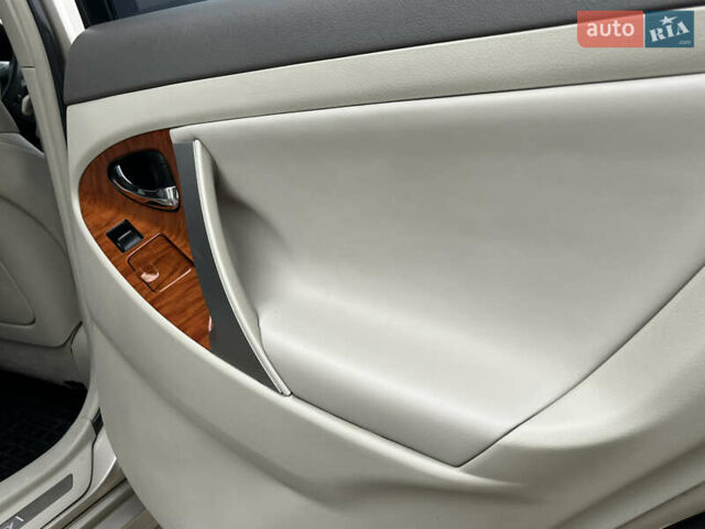 Бежевий Тойота Камрі, об'ємом двигуна 3.5 л та пробігом 170 тис. км за 8999 $, фото 44 на Automoto.ua