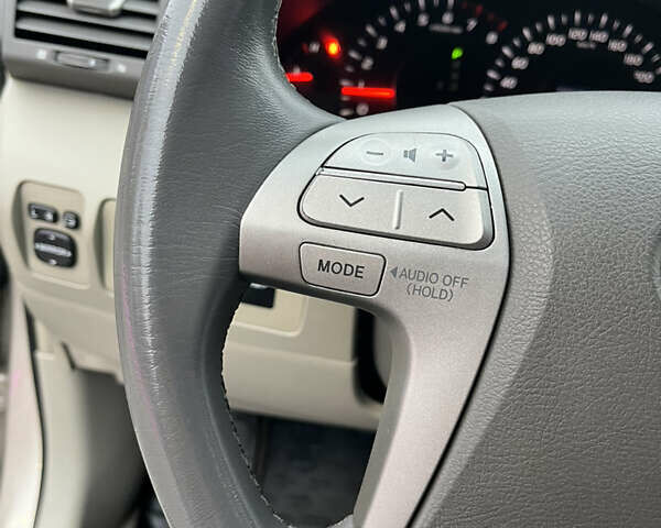 Бежевий Тойота Камрі, об'ємом двигуна 3.5 л та пробігом 170 тис. км за 9900 $, фото 27 на Automoto.ua