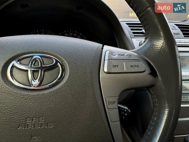 Бежевий Тойота Камрі, об'ємом двигуна 2.4 л та пробігом 305 тис. км за 7500 $, фото 22 на Automoto.ua