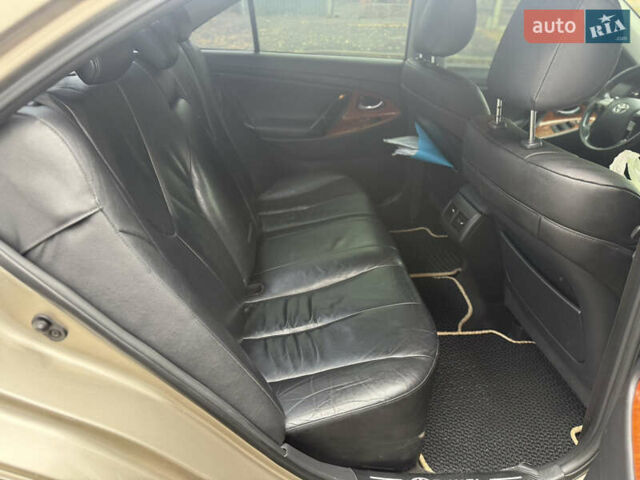 Бежевий Тойота Камрі, об'ємом двигуна 2.36 л та пробігом 320 тис. км за 6700 $, фото 24 на Automoto.ua