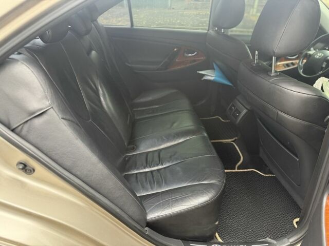 Бежевый Тойота Камри, объемом двигателя 2.4 л и пробегом 320 тыс. км за 6650 $, фото 19 на Automoto.ua