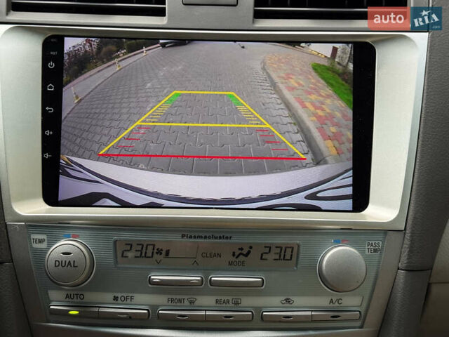 Бежевый Тойота Камри, объемом двигателя 3.5 л и пробегом 156 тыс. км за 9500 $, фото 47 на Automoto.ua