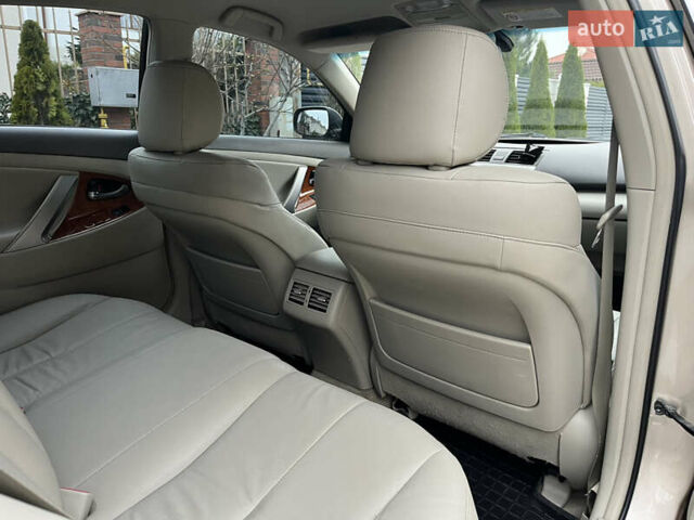 Бежевий Тойота Камрі, об'ємом двигуна 3.5 л та пробігом 170 тис. км за 8999 $, фото 37 на Automoto.ua